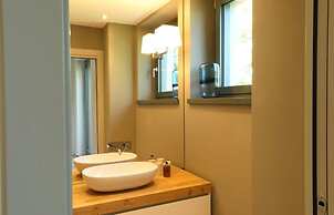 Villa Carla Suites