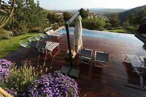 Villa Carla Suites