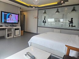 Ocean View Haute Hotel