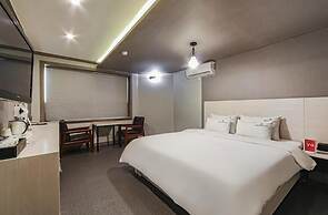 Ocean View Haute Hotel