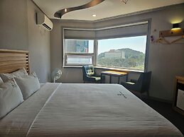 Ocean View Haute Hotel