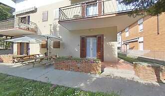 Equipped Flat Just a a Short Walk From the Beach