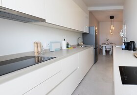 One Lux Stay 2br/ 2BA Antwerp Near Central Station
