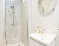 One Lux Stay 2br/ 2BA Antwerp Near Central Station