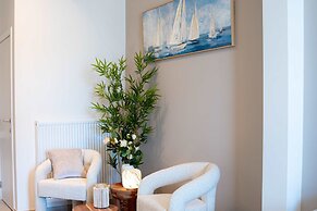 One Lux Stay 2br/ 2BA Antwerp Near Central Station