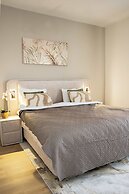 One Lux Stay 2br/ 2BA Antwerp Near Central Station