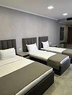 Aparan Hotel