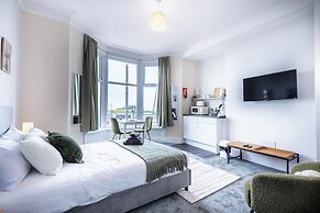 The Bayview Apart Hotel