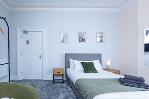 The Bayview Apart Hotel