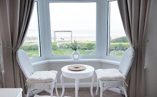 The Bayview Apart Hotel