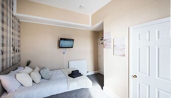 The Bayview Apart Hotel