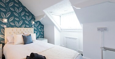 The Bayview Apart Hotel