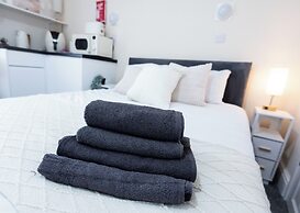 The Bayview Apart Hotel