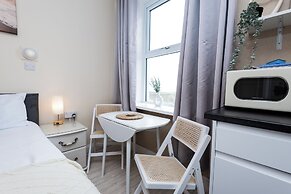The Bayview Apart Hotel