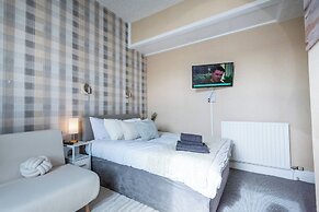 The Bayview Apart Hotel