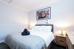 The Bayview Apart Hotel