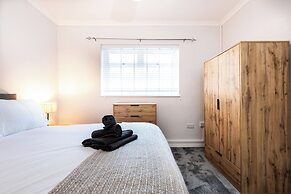 The Bayview Apart Hotel
