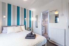 The Bayview Apart Hotel