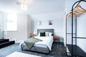 The Bayview Apart Hotel