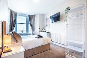 The Bayview Apart Hotel
