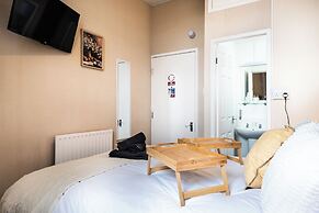 The Bayview Apart Hotel