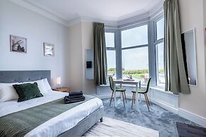 The Bayview Apart Hotel