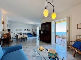 YourHome - Villa Ayala