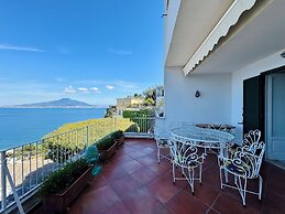 YourHome - Villa Ayala