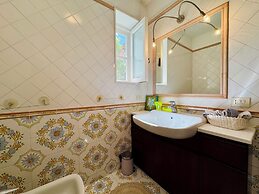 YourHome - Villa Ayala