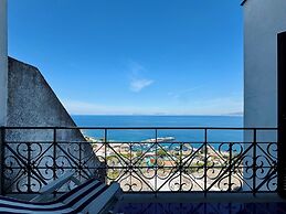 YourHome - Villa Ayala