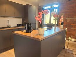 Winter Stays, Pool, Wi-fi, Parking, 3double Beds