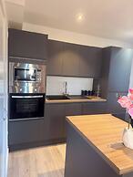 Winter Stays, Pool, Wi-fi, Parking, 3double Beds