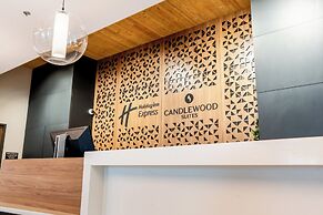 Holiday Inn Express Granby Northwest By Ihg