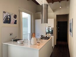 Florence Art Apartments