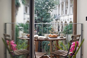 Florence Art Apartments