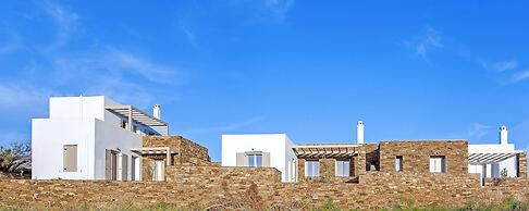 White Tinos Luxury Suites