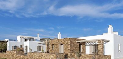White Tinos Luxury Suites