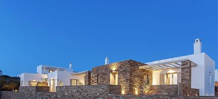 White Tinos Luxury Suites