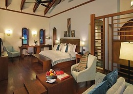Sanctum Inle Resort