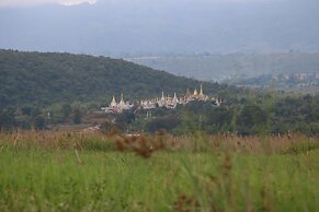 Sanctum Inle Resort