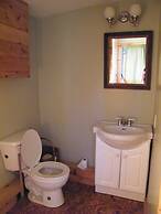 Mowat Landing Cottages