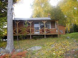 Mowat Landing Cottages