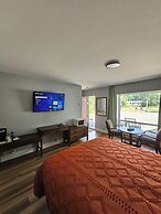 Arrowhead Inn by Baaman's