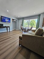 Arrowhead Inn by Baaman's