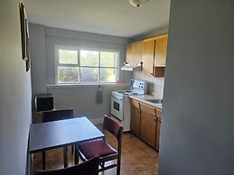 Arrowhead Inn by Baaman's