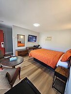 Arrowhead Inn by Baaman's
