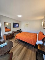 Arrowhead Inn by Baaman's