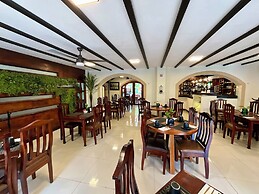 El Zaguán Colonial by GuruHotel