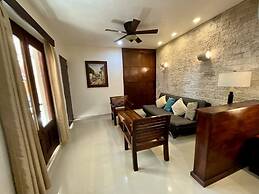 El Zaguán Colonial by GuruHotel