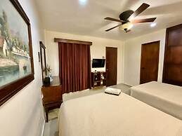 El Zaguán Colonial by GuruHotel